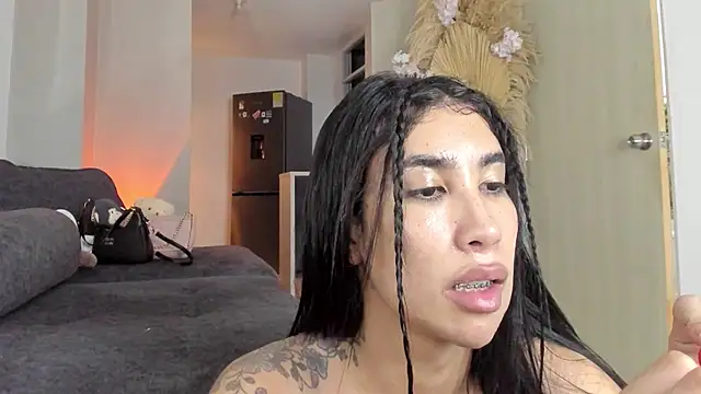 GarciaMilu online show from May 2026 05:23:02 AM
