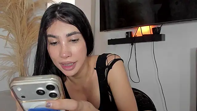 GarciaMilu online show from April 2026 05:30:01 PM