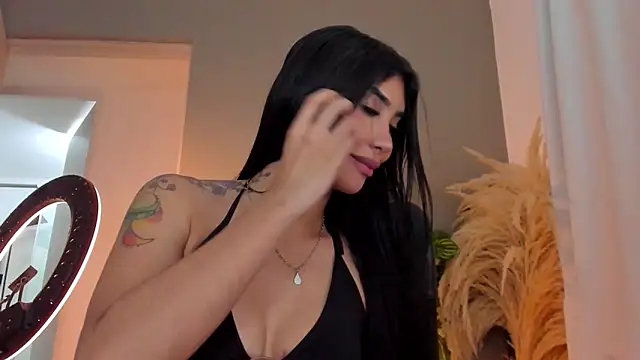 GarciaMilu online show from May 2026 02:09:01 AM