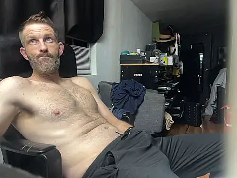 leanjamesdean online show from November 2025 01:43:01 PM