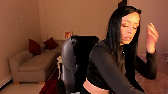 Kristen Garner online show from February 2026 08:52:02 PM