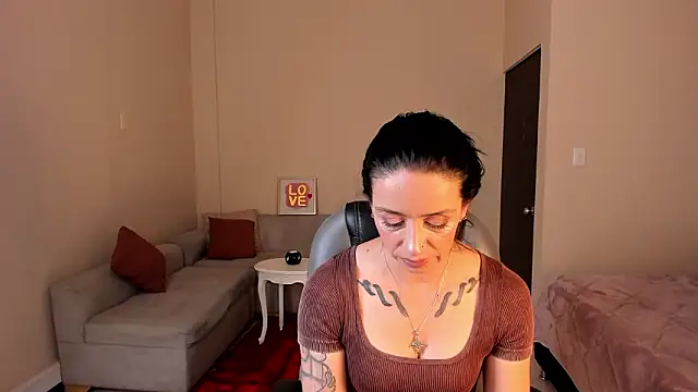 Kristen Garner online show from March 2026 08:25:01 PM