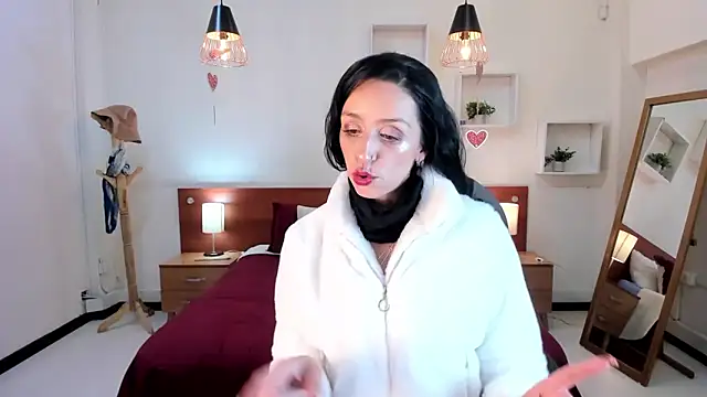 Kristen Garner online show from February 2025 09:10:01 PM