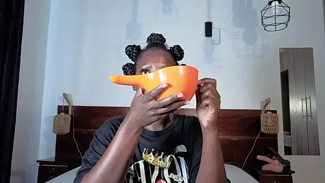 Elegant Ebony online show from March 2026 11:21:01 AM