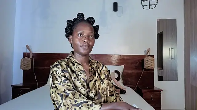 Elegant Ebony online show from March 2026 07:43:02 AM