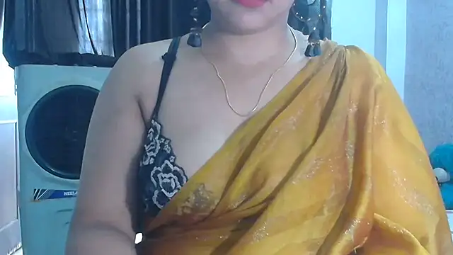 Snapshot of Maria_55 chatting on July 2026 06:11:02 AM Maria 55 online show from July 2026 06:11:02 AM