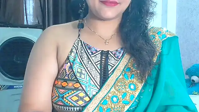 Snapshot of Maria_55 chatting on June 2026 06:13:01 AM Maria 55 online show from June 2026 06:13:01 AM