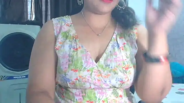 Snapshot of Maria_55 chatting on July 2026 07:31:01 AM Maria 55 online show from July 2026 07:31:01 AM