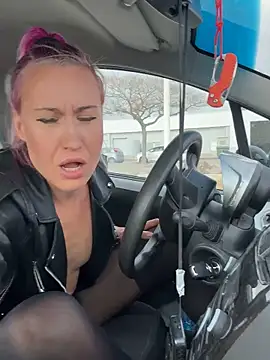 Snapshot of Dina-Light chatting on March 2025 01:57:02 PM Dina-Light online show from March 2025 01:57:02 PM