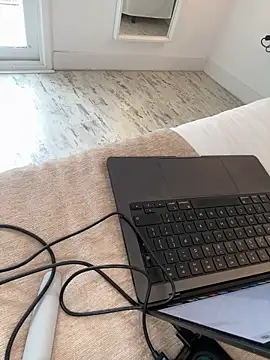 Snapshot of Dina-Light chatting on January 2025 11:56:02 AM Dina-Light online show from January 2025 11:56:02 AM