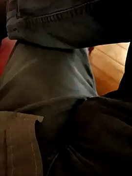 Snapshot of loveeatingcunts chatting on March 2025 04:53:01 PM loveeatingcunts online show from March 2025 04:53:01 PM
