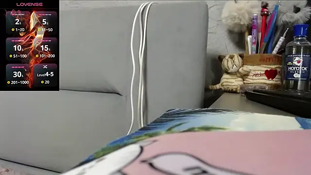 Snapshot of Viktoriiya_bald chatting on September 2025 01:52:02 AM Viktoriiya bald online show from September 2025 01:52:02 AM