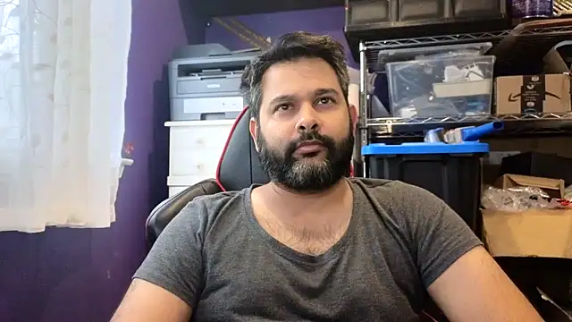 Sakhtlaundaz online show from November 2025 04:44:02 PM