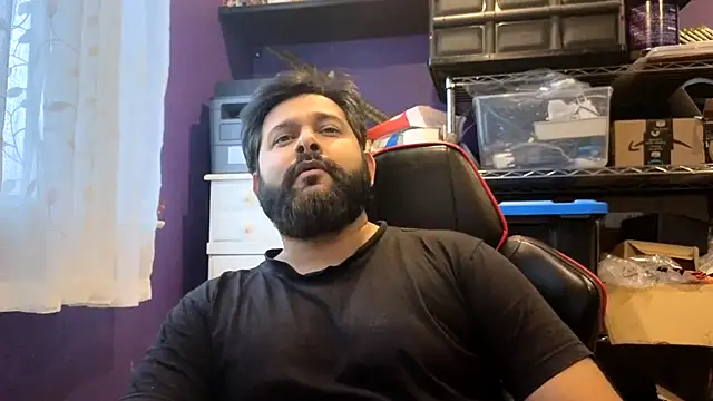 Sakhtlaundaz online show from December 2025 08:47:01 PM