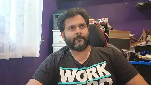 Sakhtlaundaz online show from September 2025 08:52:01 PM
