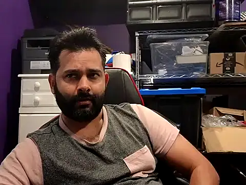 Sakhtlaundaz online show from October 2025 10:44:01 PM