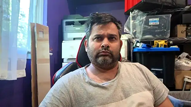Sakhtlaundaz online show from May 2026 09:23:01 PM