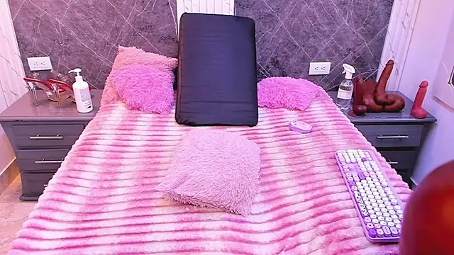 AndreaFletcher online show from February 2026 12:47:02 PM