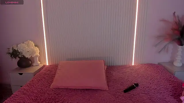 EmilyEvans7 online show from March 2026 10:54:02 PM