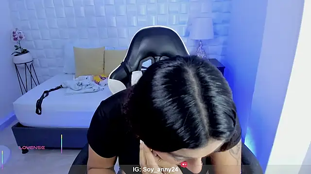 anny rouse24 online show from July 2026 02:27:02 AM