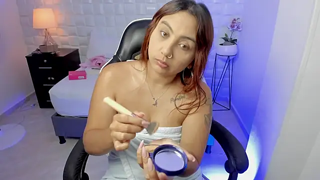 anny rouse24 online show from April 2026 02:29:01 AM