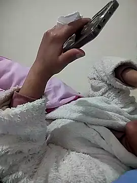 lolo890 online show from February 2026 07:38:01 PM