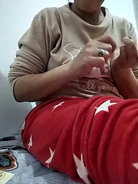 lolo890 online show from March 2026 02:35:01 AM