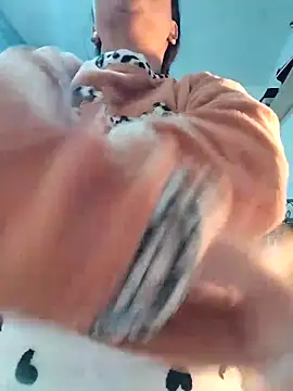 lolo890 online show from December 2025 02:41:02 PM