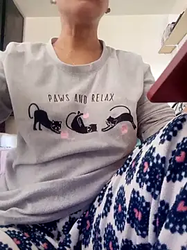 lolo890 online show from October 2025 11:53:02 AM