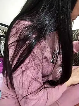 lolo890 online show from February 2026 11:04:02 PM