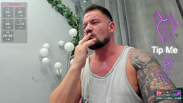 musclemonster31 online show from March 2025 06:10:01 AM