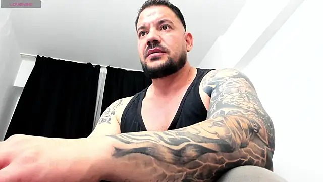 musclemonster31 online show from October 2025 02:39:01 PM