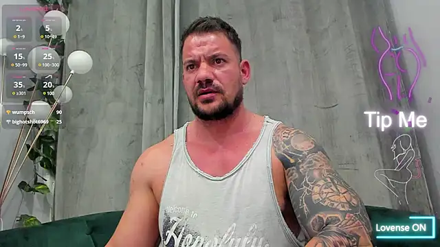 musclemonster31 online show from March 2025 04:19:01 AM