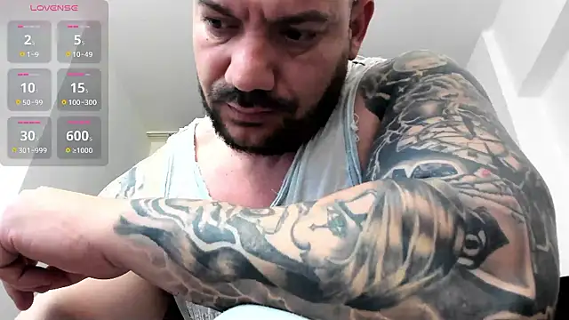 musclemonster31 online show from January 2026 08:31:01 AM