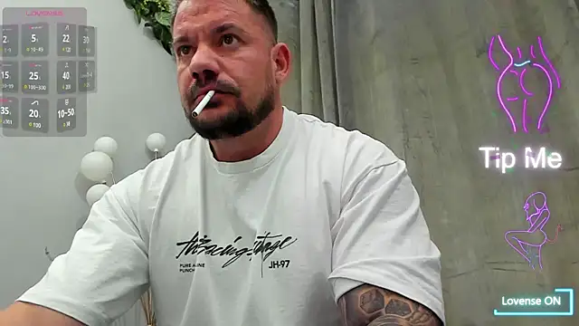musclemonster31 online show from March 2025 05:00:02 AM