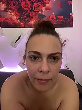 Snapshot of LEAsquirt91 chatting on May 2026 10:30:02 AM LEAsquirt91 online show from May 2026 10:30:02 AM