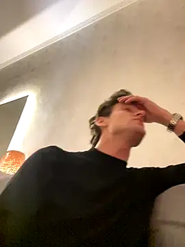 Snapshot of ETHAN_MOORE chatting on October 2025 03:02:01 PM ETHAN MOORE online show from October 2025 03:02:01 PM