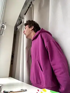 Snapshot of ETHAN_MOORE chatting on September 2025 01:01:01 PM ETHAN MOORE online show from September 2025 01:01:01 PM