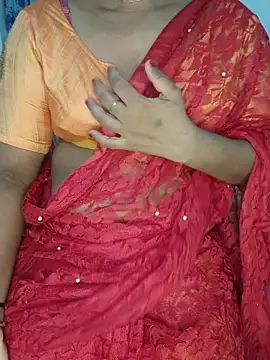Snapshot of Malluivaniya chatting on July 2026 06:47:02 AM Malluivaniya online show from July 2026 06:47:02 AM