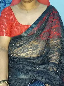 Snapshot of Malluivaniya chatting on June 2026 05:30:02 PM Malluivaniya online show from June 2026 05:30:02 PM