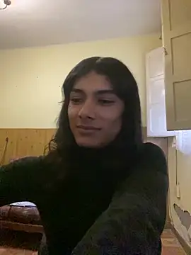 calliemaggotbone online show from April 2026 06:14:01 PM