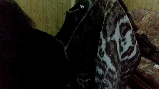 calliemaggotbone online show from December 2025 09:44:02 AM