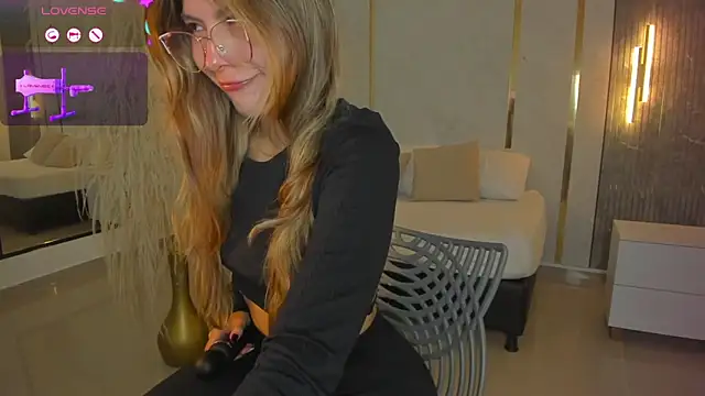 riley sierra online show from March 2026 12:39:02 PM