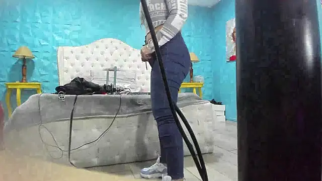  BrendaMichel  online show from January 2026 05:09:02 PM