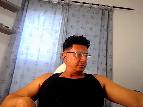 Snapshot of pedropicapi chatting on November 2025 07:14:01 PM pedropicapi online show from November 2025 07:14:01 PM