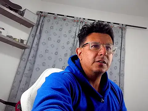 Snapshot of pedropicapi chatting on October 2025 02:21:03 AM pedropicapi online show from October 2025 02:21:03 AM