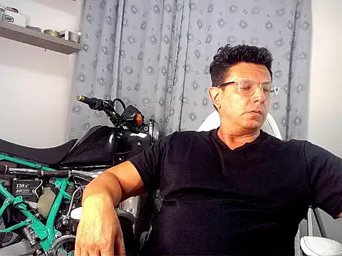 Snapshot of pedropicapi chatting on October 2025 02:35:01 AM pedropicapi online show from October 2025 02:35:01 AM