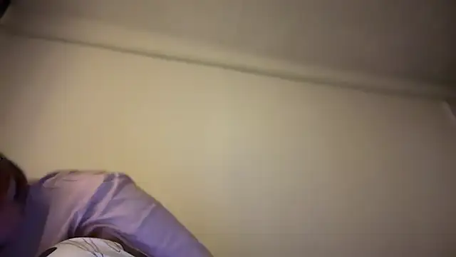 Snapshot of Isabel-Bailey chatting on November 2025 09:04:01 PM Isabel-Bailey online show from November 2025 09:04:01 PM