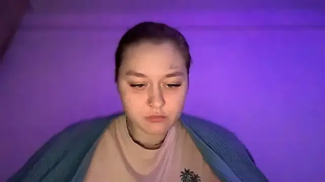 Snapshot of Isabel-Bailey chatting on November 2025 08:02:02 PM Isabel-Bailey online show from November 2025 08:02:02 PM