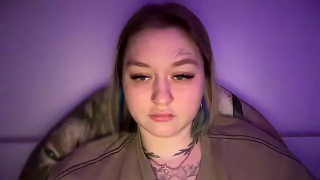 Snapshot of Isabel-Bailey chatting on November 2025 10:13:02 PM Isabel-Bailey online show from November 2025 10:13:02 PM